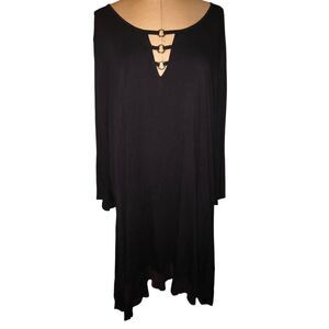 Little Black Dress LBD Cupio V-neckline  3/4 sleeves travel party formal event b
